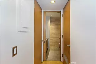 7250 Franklin Ave, Los Angeles, CA 90046 - Photo 15