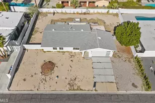 2384 E Rogers Rd, Palm Springs, CA 92262 - Photo 23