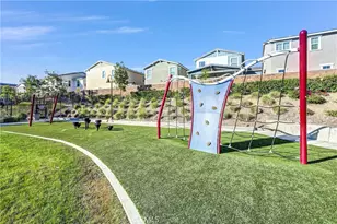 16681 Wyndham Ln, Fontana, CA 92336 - Photo 37