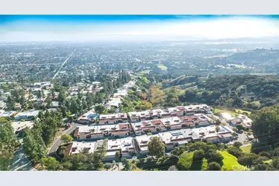 880 W Highpoint, Claremont, CA 91711 - Photo 39