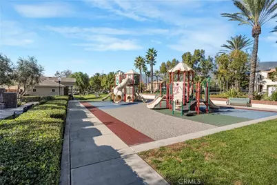 5313 Teramo, Fontana, CA 92336 - Photo 43