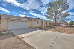 22133 Thunderbird, Apple Valley, CA 92307 - Photo 3