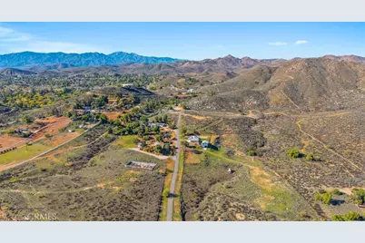 21080 Kimes, Perris, CA 92570 - Photo 3
