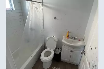 655 W 113th, Los Angeles, CA 90044 - Photo 7