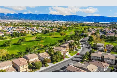 16294 Los Coyotes, Fontana, CA 92336 - Photo 47