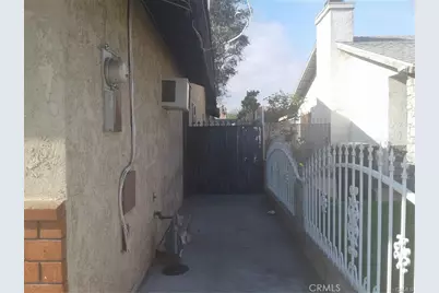 15308 Holly Drive, Fontana, CA 92335 - Photo 5