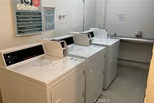 1299 Cordova St, Pasadena, CA 91106 - Photo 17