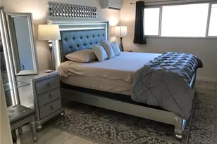 1299 Cordova St, Pasadena, CA 91106 - Photo 13