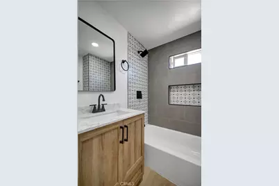 3515 S Norton Avenue, Los Angeles, CA 90018 - Photo 39