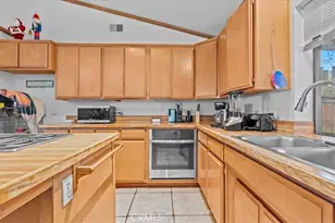 16043 St Timothy Rd, Apple Valley, CA 92307 - Photo 13