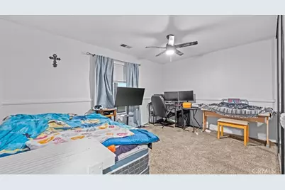 16043 Saint Timothy Road, Apple Valley, CA 92307 - Photo 25