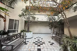 1240 S Corning, Los Angeles, CA 90035 - Photo 29