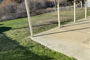 2613 Lucerne Way, Mountain Mesa, CA 93240 - Photo 9