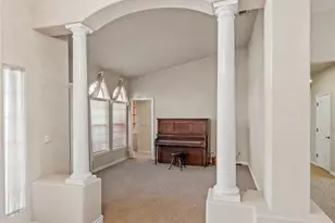 11385 Oak Ridge, Oak Hills, CA 92344 - Photo 21