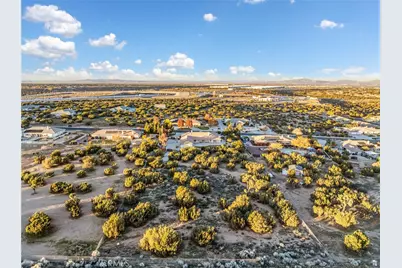 11385 Oak Ridge, Oak Hills, CA 92344 - Photo 67