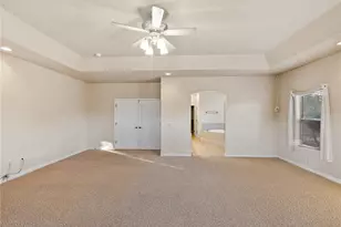 11385 Oak Ridge, Oak Hills, CA 92344 - Photo 57