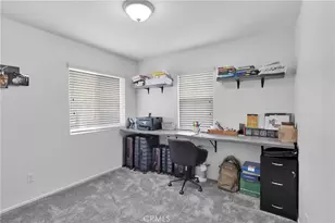 13458 Snowdrop Ct, Victorville, CA 92394 - Photo 23