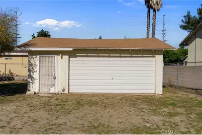 9721 Juniper, Fontana, CA 92335 - Photo 29