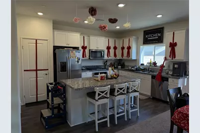 15475 San Diego Lane, Victorville, CA 92394 - Photo 9