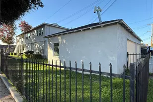 966 Holly, Inglewood, CA 90301 - Photo 3