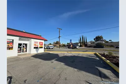 10501 Hole Avenue, Riverside, CA 92505 - Photo 5