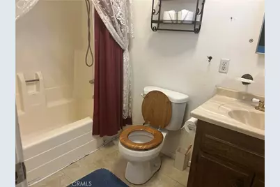 17556 San Jacinto Court, Fontana, CA 92336 - Photo 11