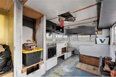 68476 Pole Line, 29 Palms MCB, CA 92277 - Photo 15