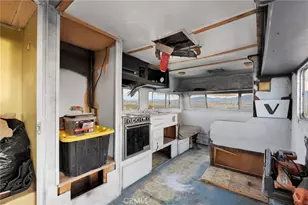 68476 Pole Line, 29 Palms MCB, CA 92277 - Photo 15