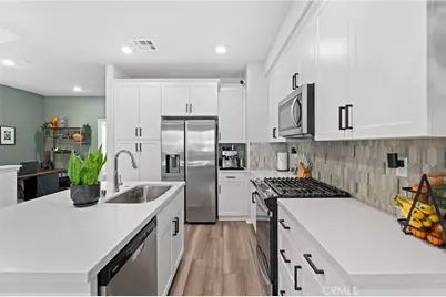 1752 Cayton Loop, West Covina, CA 91790 - Photo 11