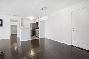 7320 Hawthorn Ave, Los Angeles, CA 90046 - Photo 17