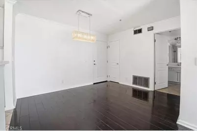 7320 Hawthorn Avenue #108, Los Angeles, CA 90046 - Photo 15