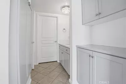 7320 Hawthorn Avenue #108, Los Angeles, CA 90046 - Photo 27