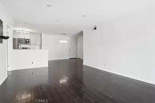 7320 Hawthorn Ave, Los Angeles, CA 90046 - Photo 13