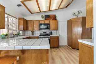 15189 Tonikan, Apple Valley, CA 92307 - Photo 11