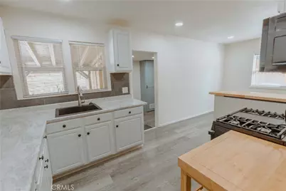 42520 Sonoma Dr, Big Bear Lake, CA 92315 - Photo 17