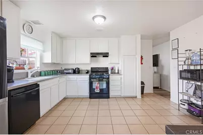 12557 Valley Meadows, Moreno Valley, CA 92553 - Photo 9