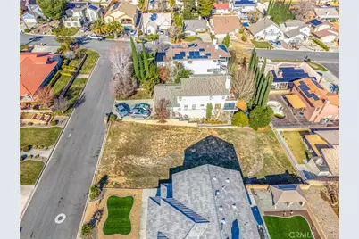 13255 Autumn Leaves, Victorville, CA 92395 - Photo 21