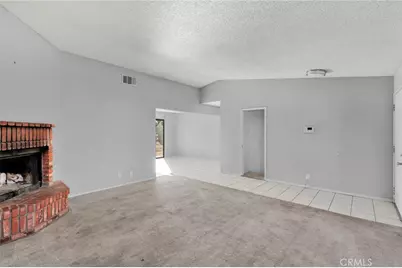 15807 Sitting Bull, Victorville, CA 92395 - Photo 5