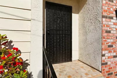 105 N El Molino Street #E, Alhambra, CA 91801 - Photo 3