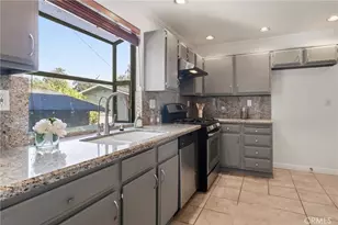 105 N El Molino St, Alhambra, CA 91801 - Photo 9