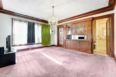 4239 South Raymond Avenue, Los Angeles, CA 90037 - Photo 7