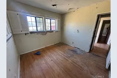 6853 Willis Avenue, Van Nuys, CA 91405 - Photo 23