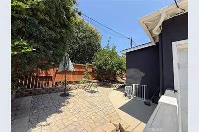 2201 Avon, Los Angeles, CA 90026 - Photo 15