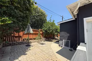 2201 Avon, Los Angeles, CA 90026 - Photo 15