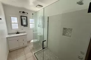 2201 Avon, Los Angeles, CA 90026 - Photo 11