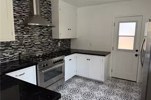 2201 Avon, Los Angeles, CA 90026 - Photo 9