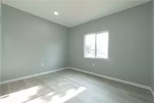 1341 W 94th, Los Angeles, CA 90044 - Photo 29