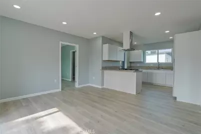 1341 W 94th, Los Angeles, CA 90044 - Photo 21