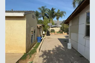 4176 Agate Street, Jurupa Valley, CA 92509 - Photo 17