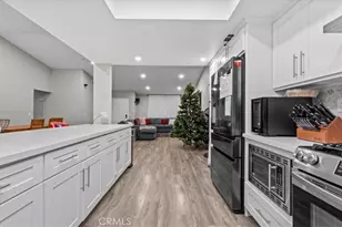 7550 Periwinkle Dr, Fontana, CA 92336 - Photo 13